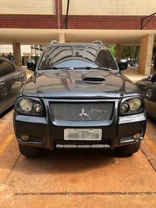 MITSUBISHI PAJERO 2.5 HD 4X4 8V TURBO INTERCOOLER DIESEL 4P MANUAL